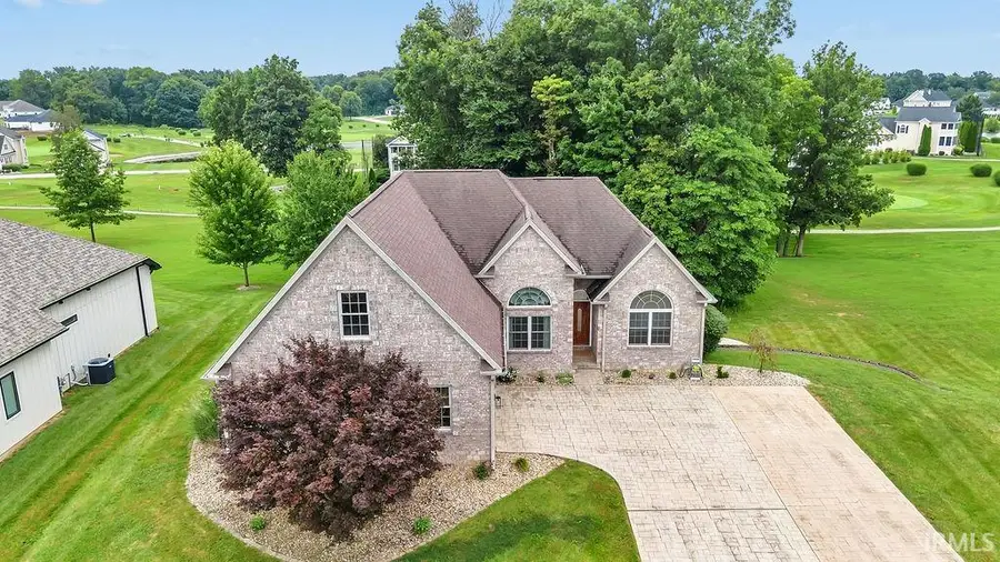 803 Spyglass Hill Drive, Bedford, IN 47421 - #2
