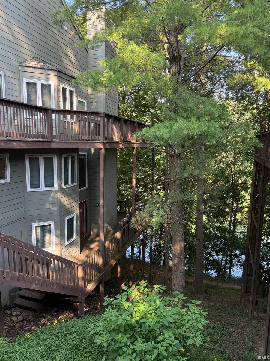 9701 S Harbour Pointe Drive #J40, Bloomington, IN 47401 - #3