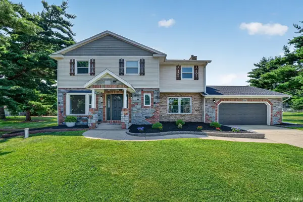 12015 Peacock Circle, Granger, IN 46530