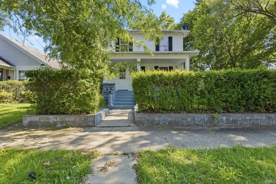 705 W Indiana Avenue, Elkhart, IN 46516 - #2