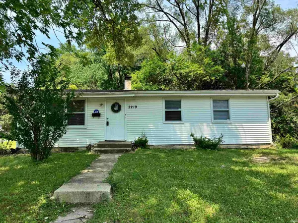 2219 W Bulla Street, South Bend, IN 46628