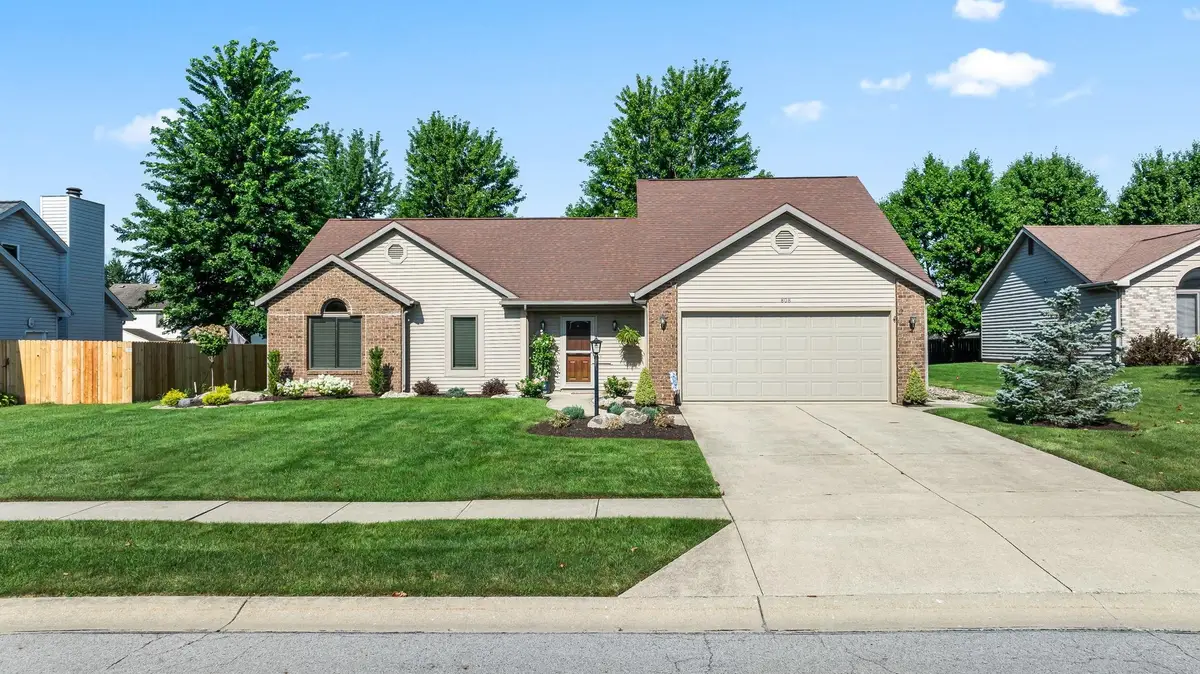 808 Yellow Lake Drive, Fort Wayne, IN 46804 - #1