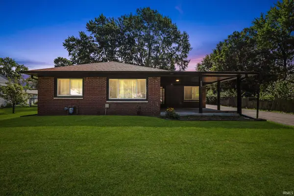 415 N 24th Avenue, Beech Grove, IN 46107