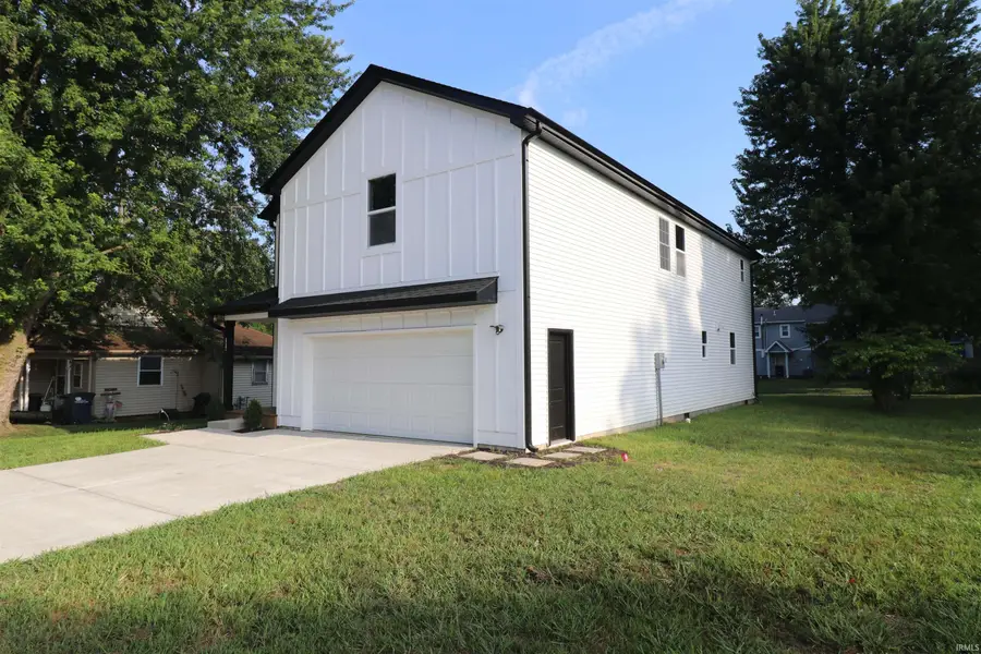 1410 W Morrison Street, Frankfort, IN 46041 - #2