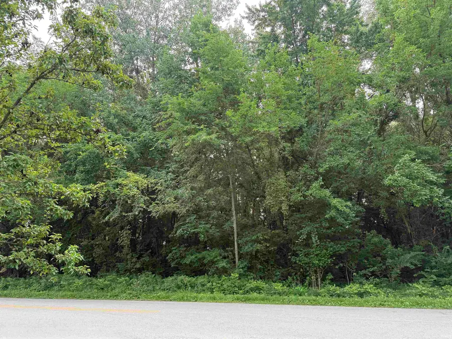 4376 E Shore Drive, Bremen, IN 46506 - #2
