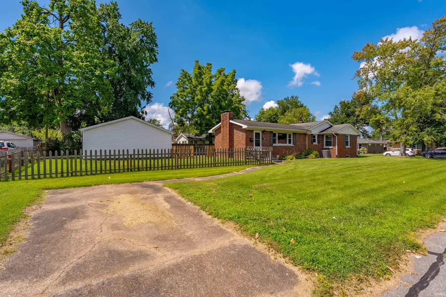 2153 Adams Avenue, Evansville, IN 47714 - #2