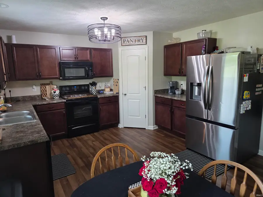 1200 E Pittenger Court, Albany, IN 47320 - #3