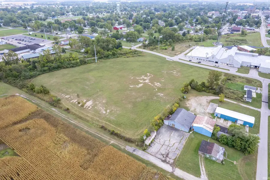 105 N Wabash Street, Hartford City, IN 47348 - #3