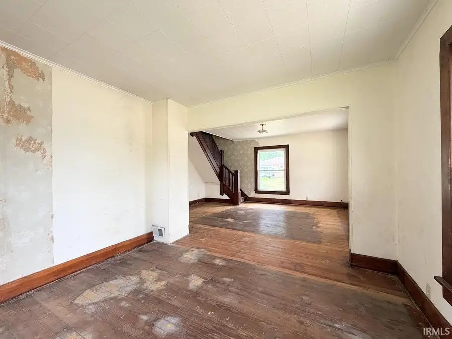 211 W North Street, Royal Center, IN 46978 - #3