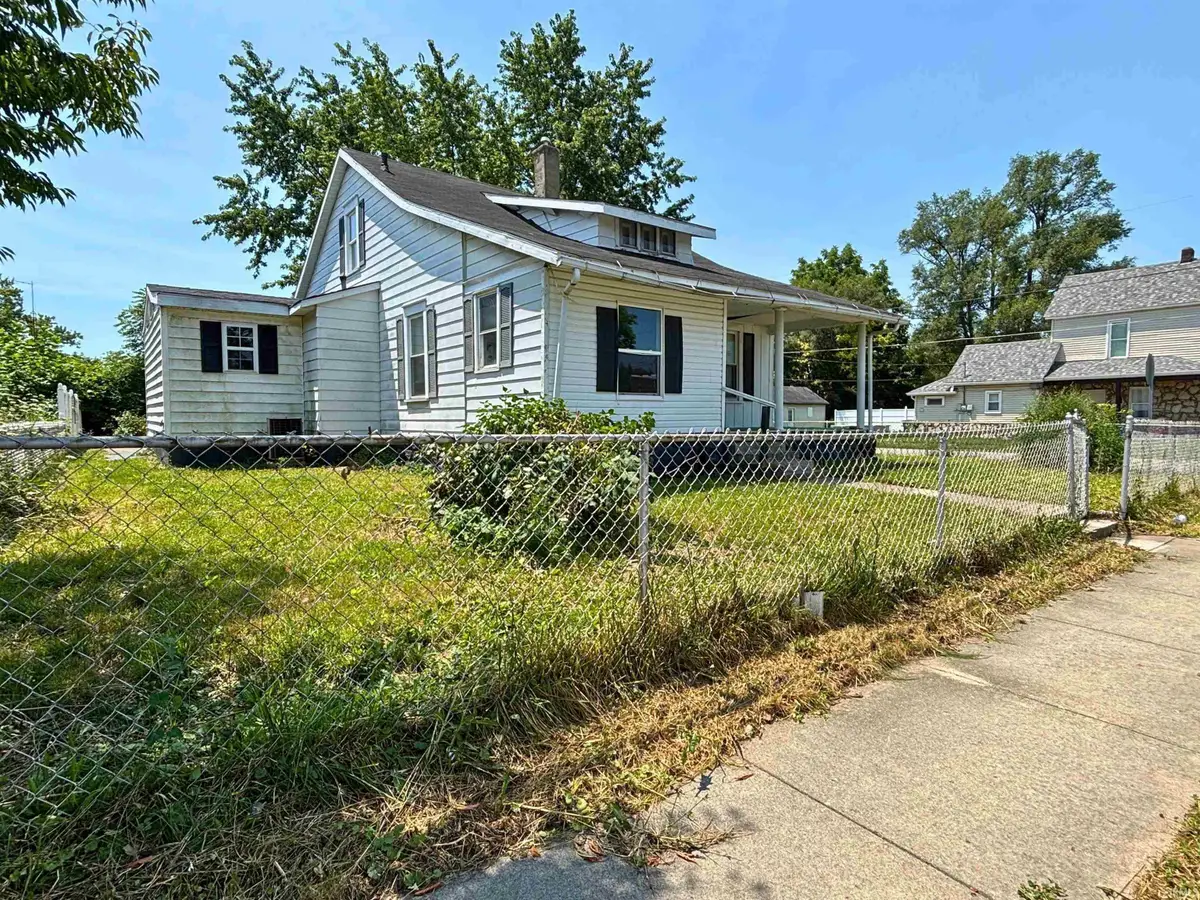 1001 E 5th Street, Muncie, IN 47302 - #1