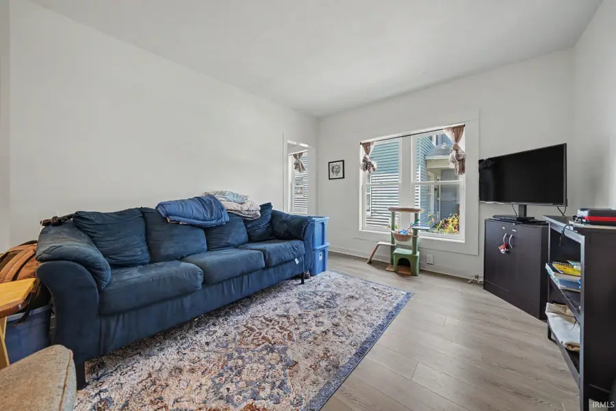 703 W 4th Street, Mishawaka, IN 46544 - #2