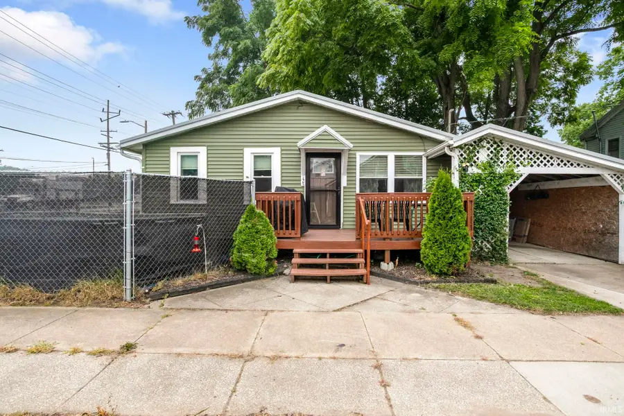 125 N Bowen Avenue, Bremen, IN 46506 - #3
