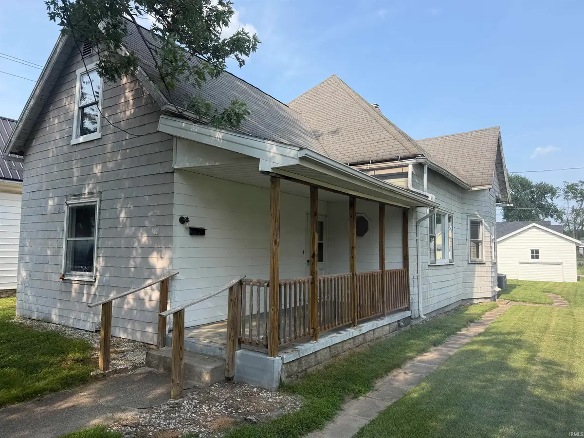 218 N G Street, Marion, IN 46952 - #1
