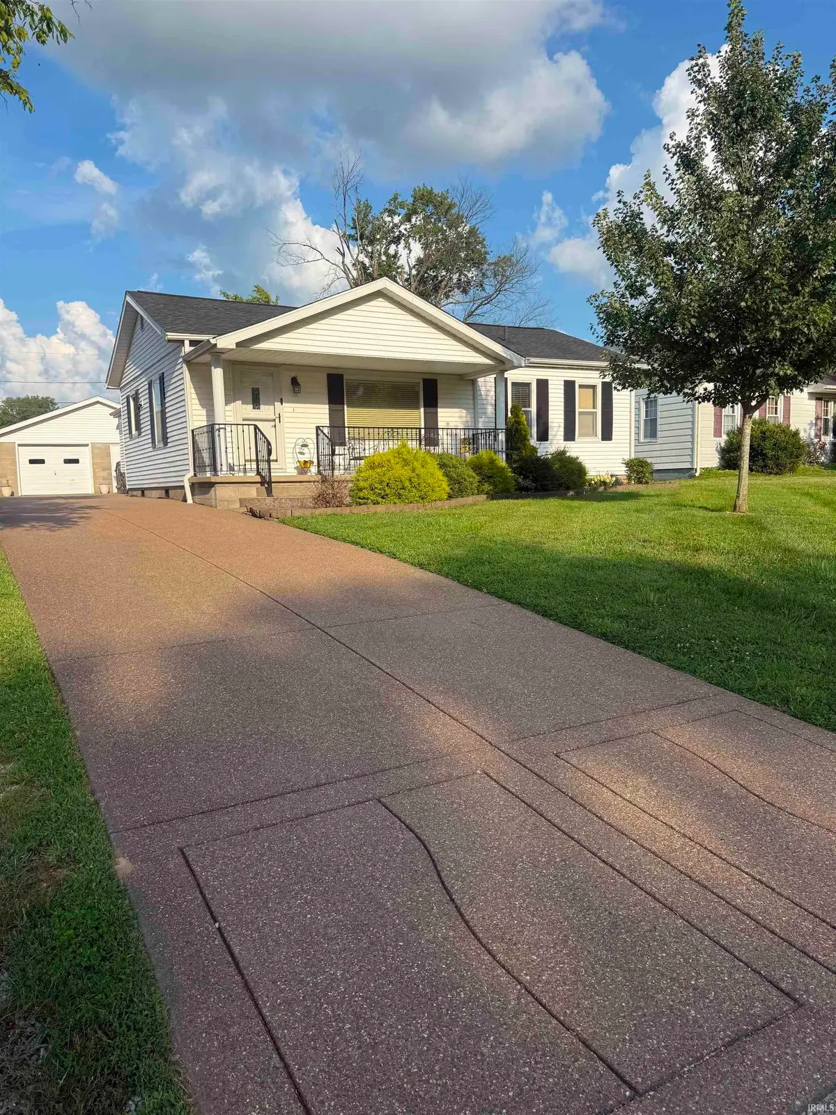 1206 S Fourth Street, Boonville, IN 47601 - #1