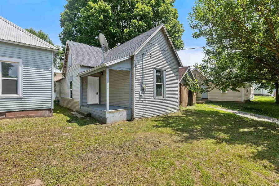 321 S Main Street, Veedersburg, IN 47987 - #2
