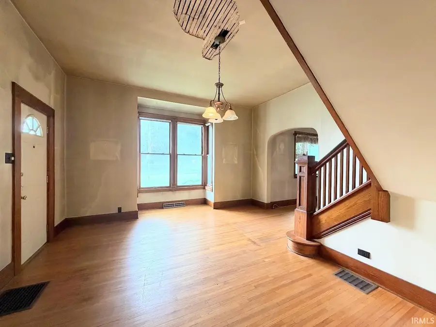 300 Humphrey Street, Logansport, IN 46947 - #3