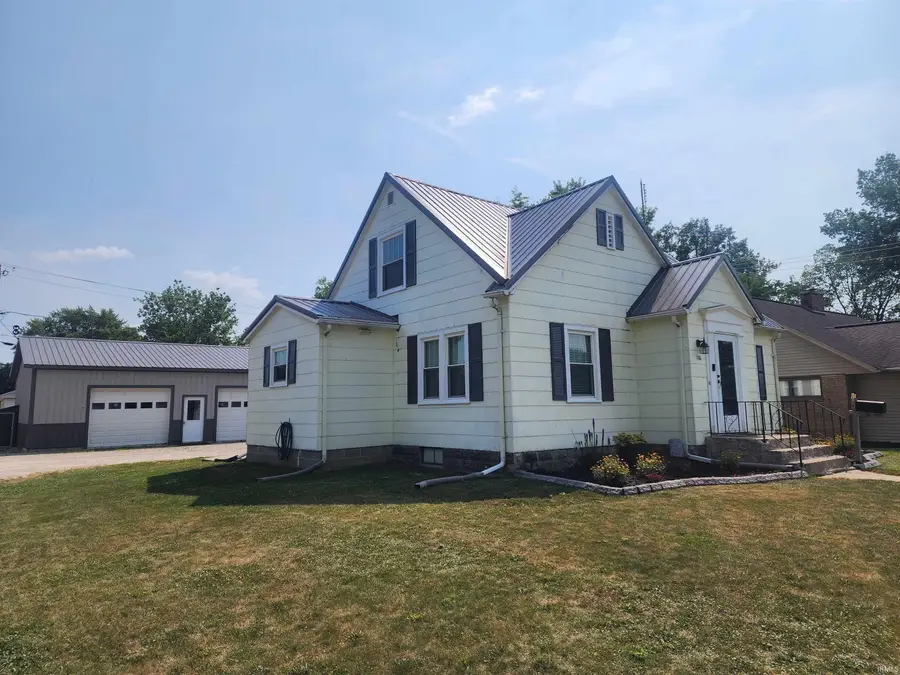 706 High Street, Berne, IN 46711 - #3