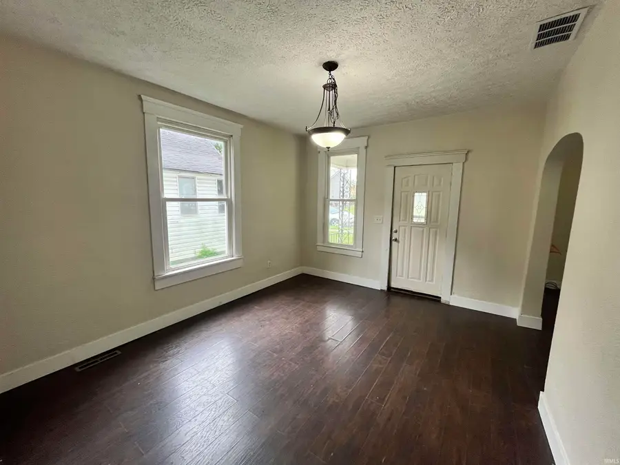 563 W 2nd Street, Peru, IN 46970 - #3