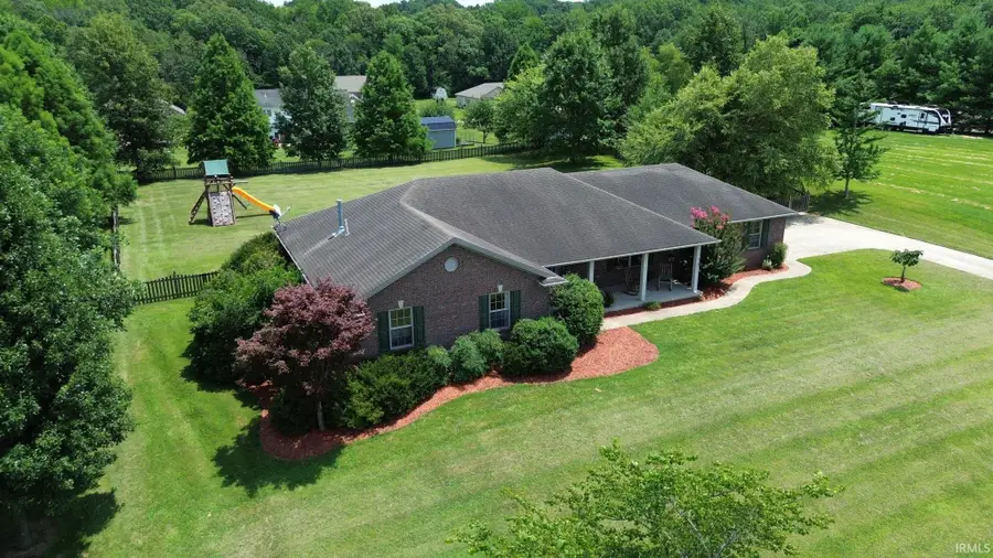 5108 Aaron Street, Mount Vernon, IN 47620 - #2