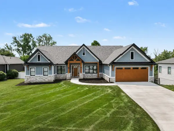 1107 Trossicks Trail, Mishawaka, IN 46545