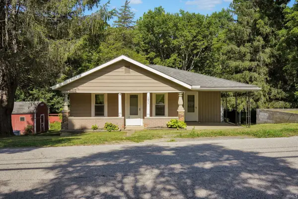 1055 Peerless Road, Bedford, IN 47421