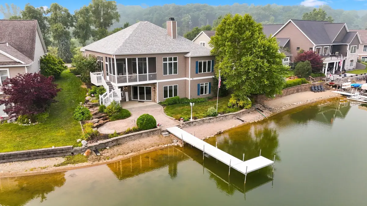 95 Lane 270 Hamilton Lk, Hamilton, IN 46742 - #1