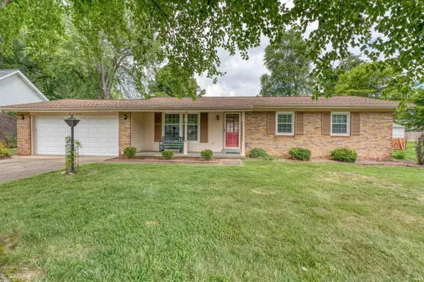 8388 Poplar Drive, Newburgh, IN 47630