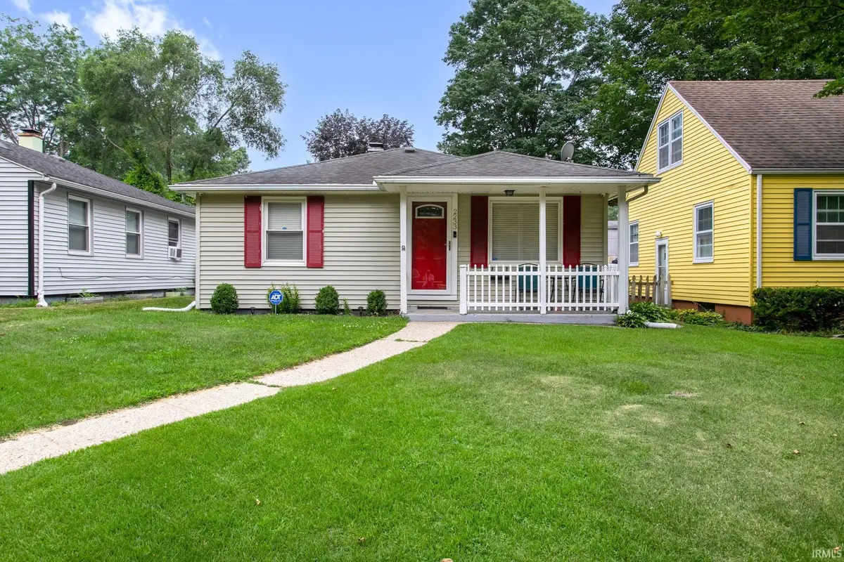 2233 Parkview Place, South Bend, IN 46616 - #1