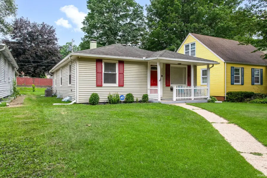 2233 Parkview Place, South Bend, IN 46616 - #2