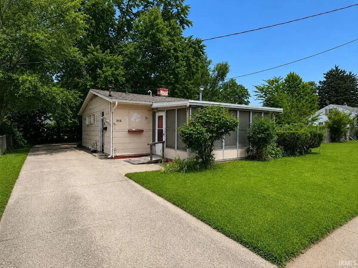 315 S 35th Street Street, South Bend, IN 46615 - #1