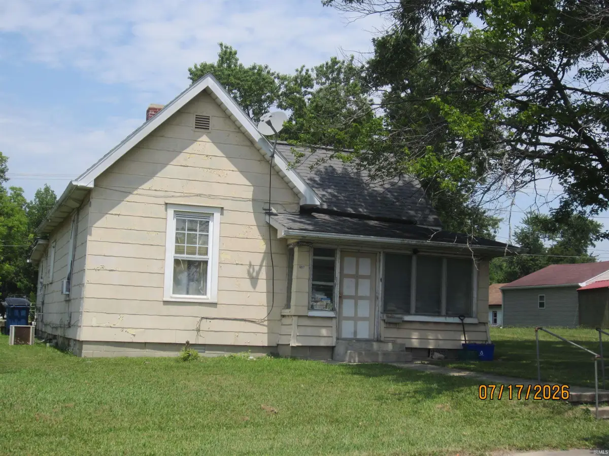607 E Christy Street, Marion, IN 46952 - #1