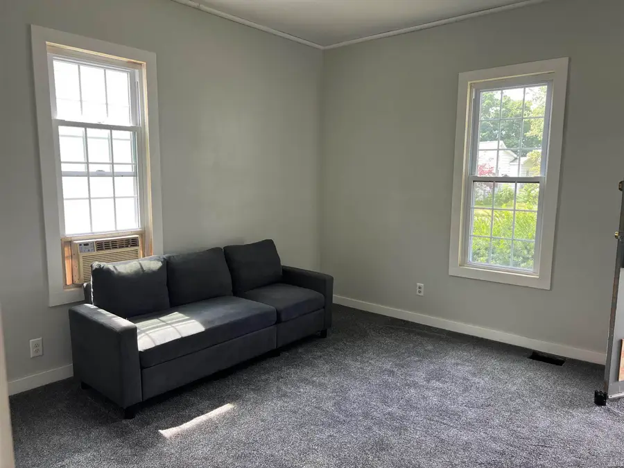 809 N 12th Street, Vincennes, IN 47591 - #2
