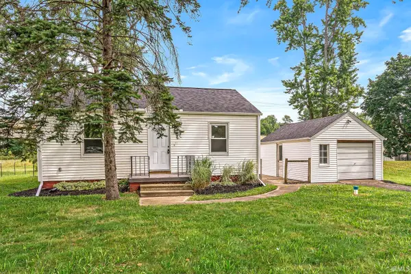 19819 Ruth Avenue, South Bend, IN 46614