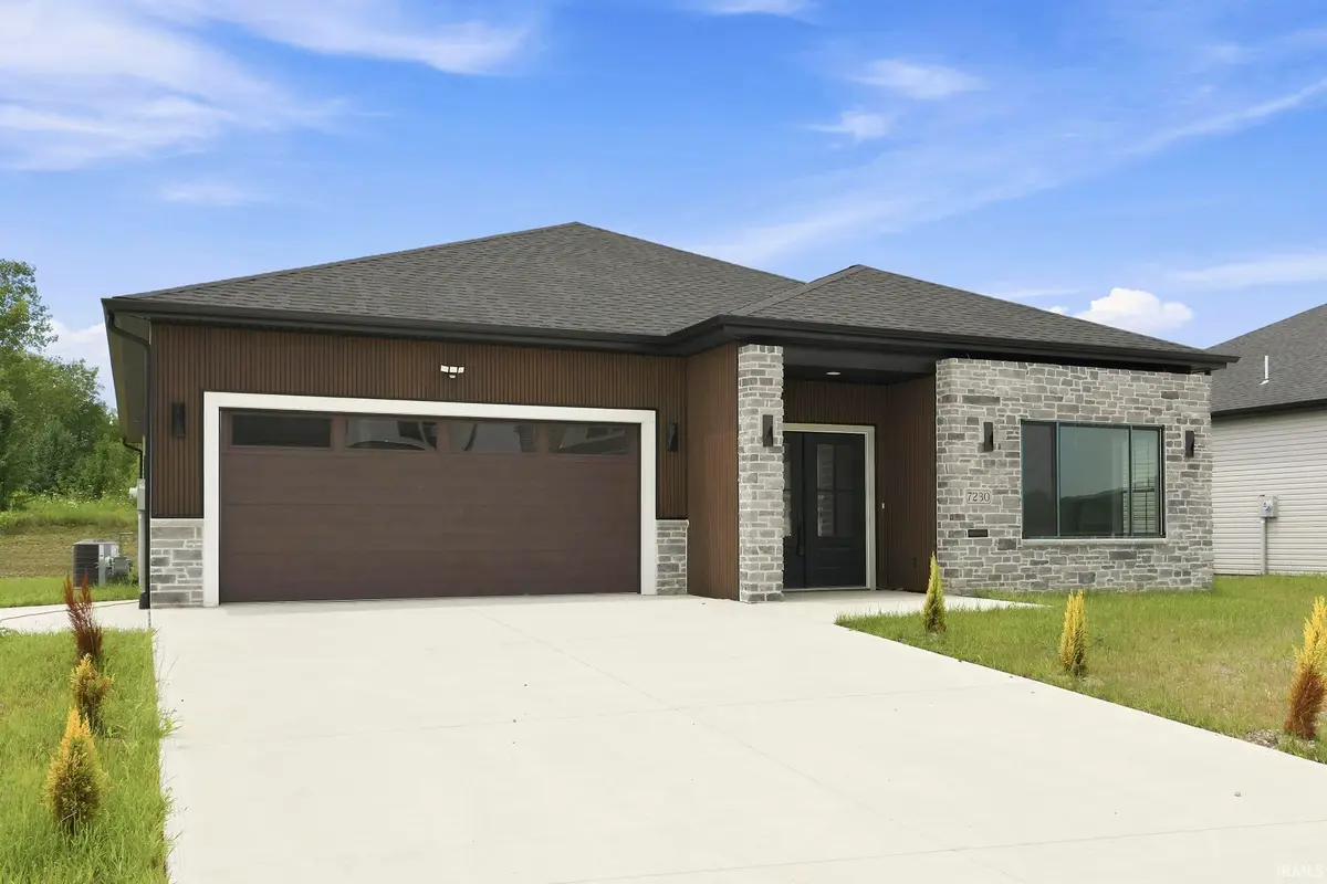 7230 Starks Boulevard, Fort Wayne, IN 46816 - #1