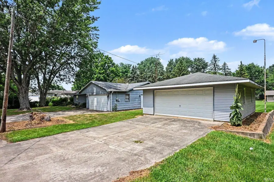 306 E Tulip Tree Drive, Warsaw, IN 46580 - #3