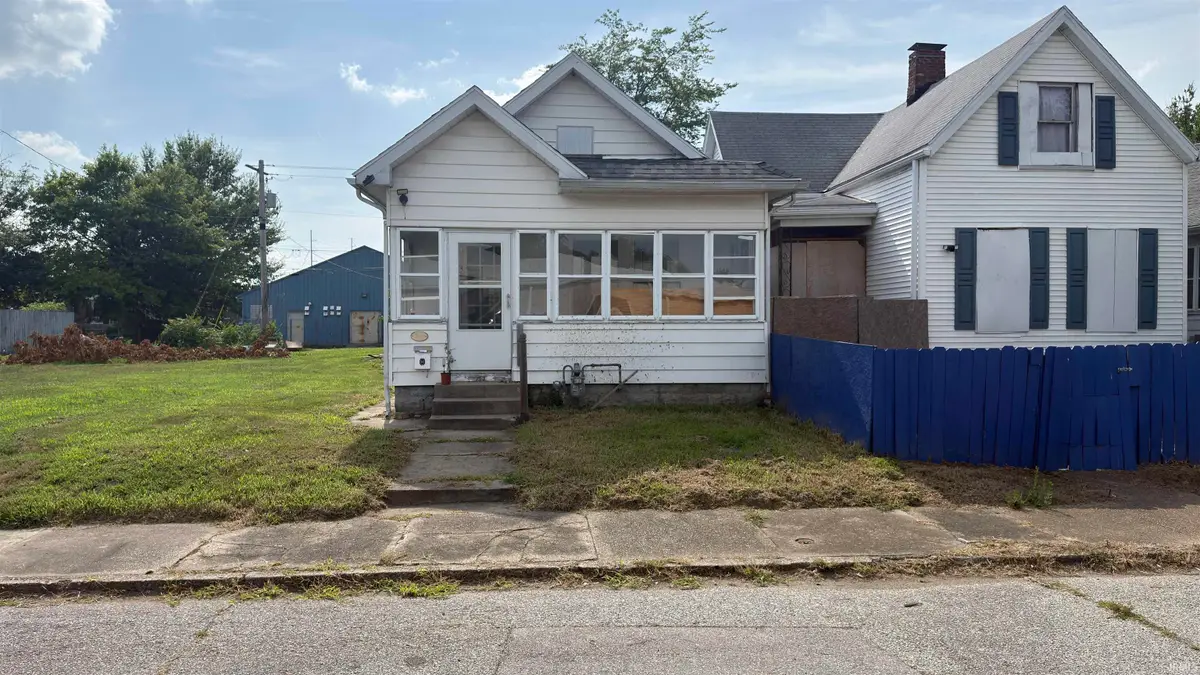 812 N Elliott Street, Evansville, IN 47711 - #1