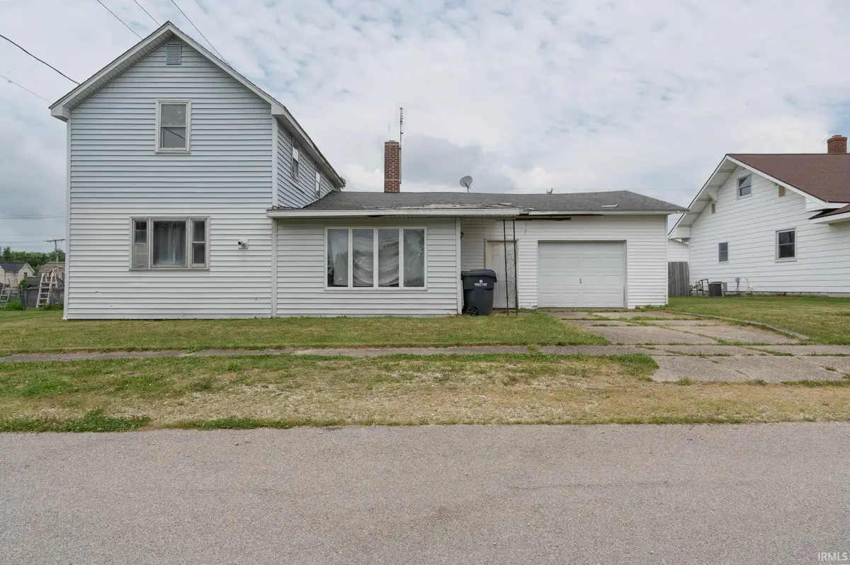 304 W Vine Street, Van Buren, IN 46991 - #1