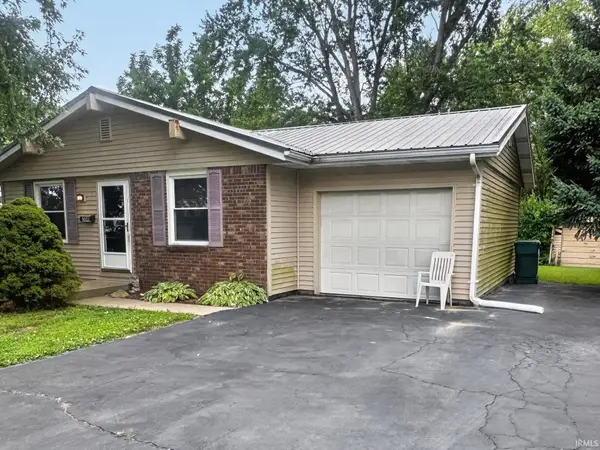 304 S Wayne Street, Flora, IN 46929