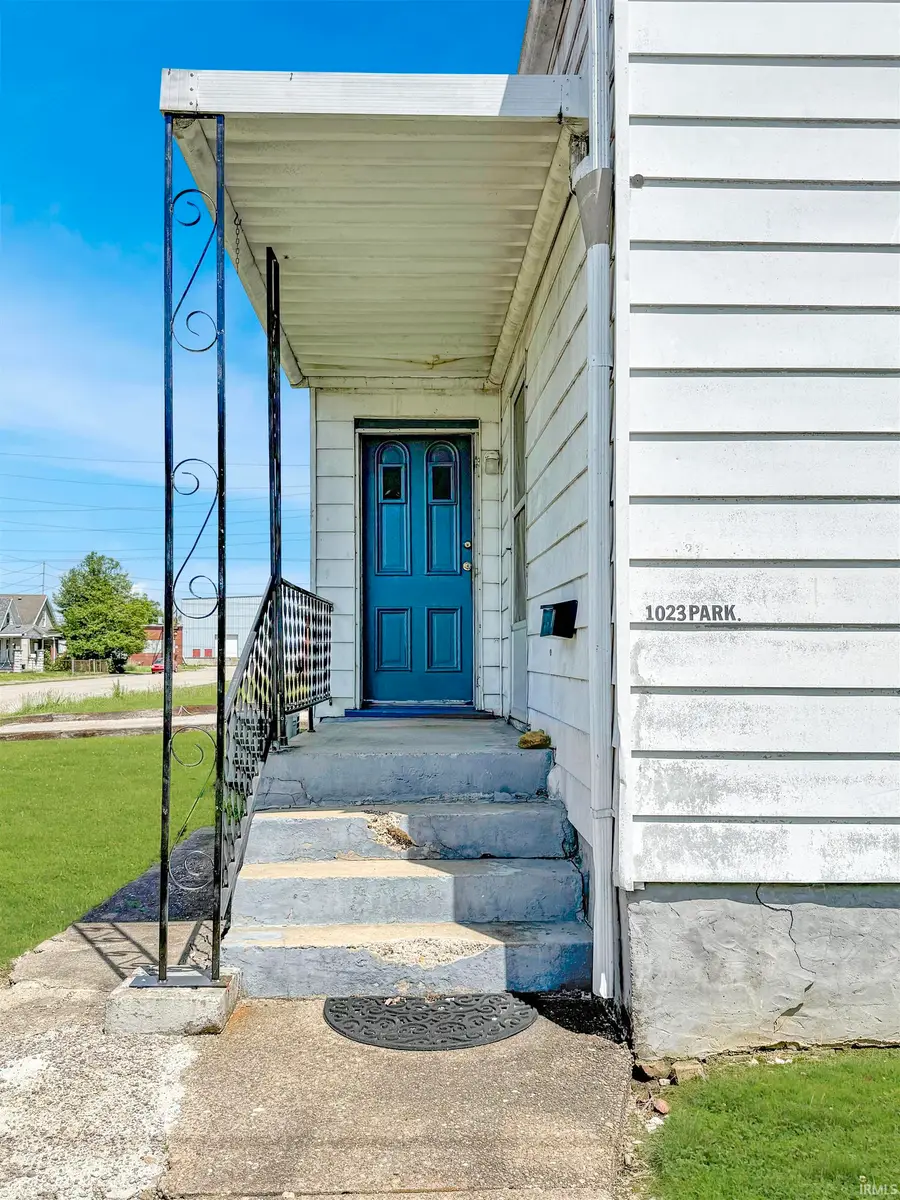 1021  1023 Park Street, Evansville, IN 47710 - #2