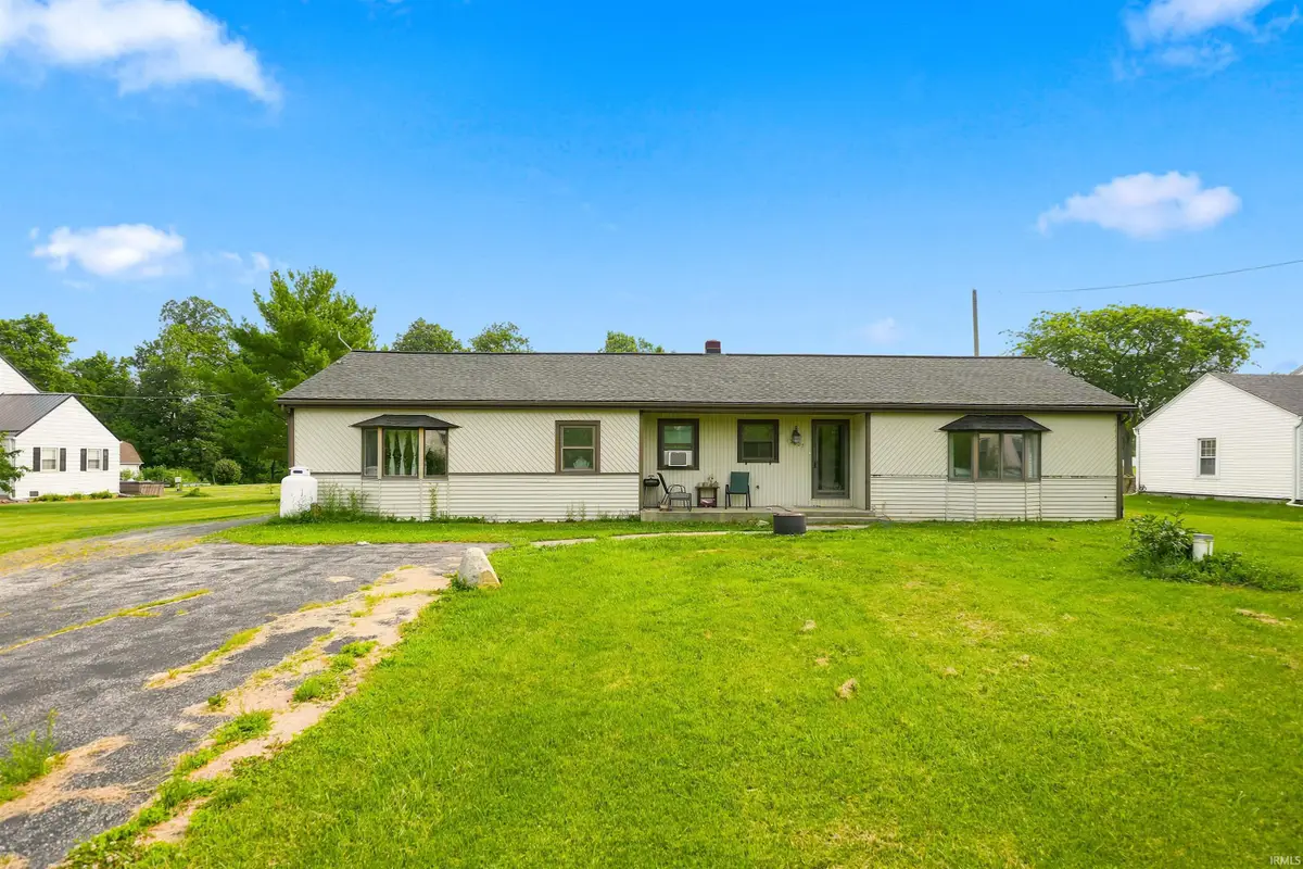 15807 Winchester Road, Fort Wayne, IN 46819 - #1