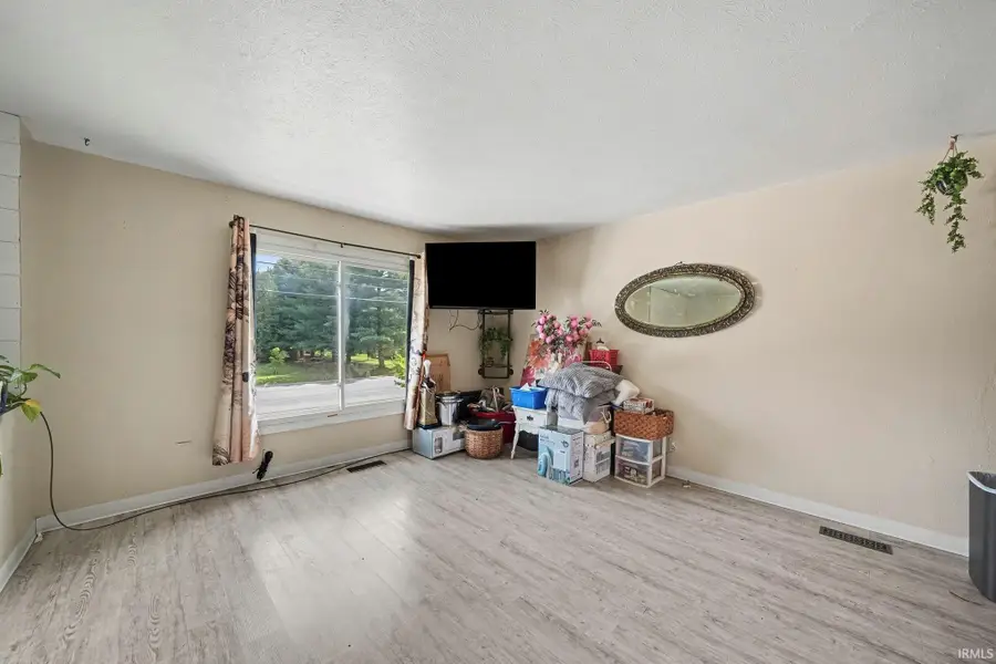 3121 Peddlers Village Road, Goshen, IN 46526 - #3