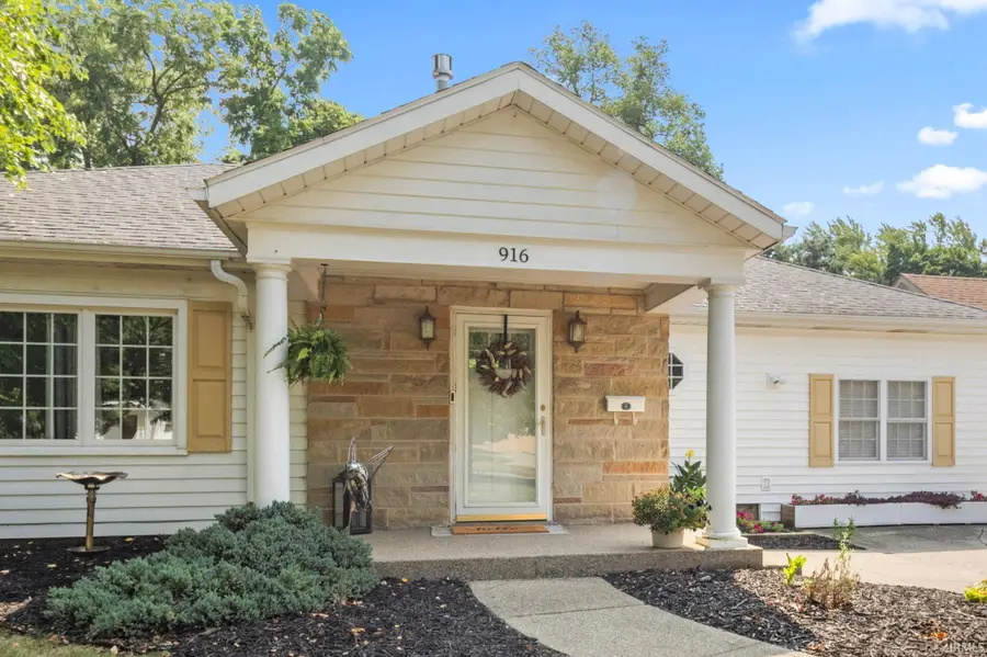 916 Midway Drive, Auburn, IN 46706 - #3