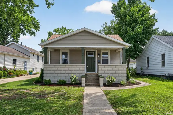 208 George Street, Mishawaka, IN 46544