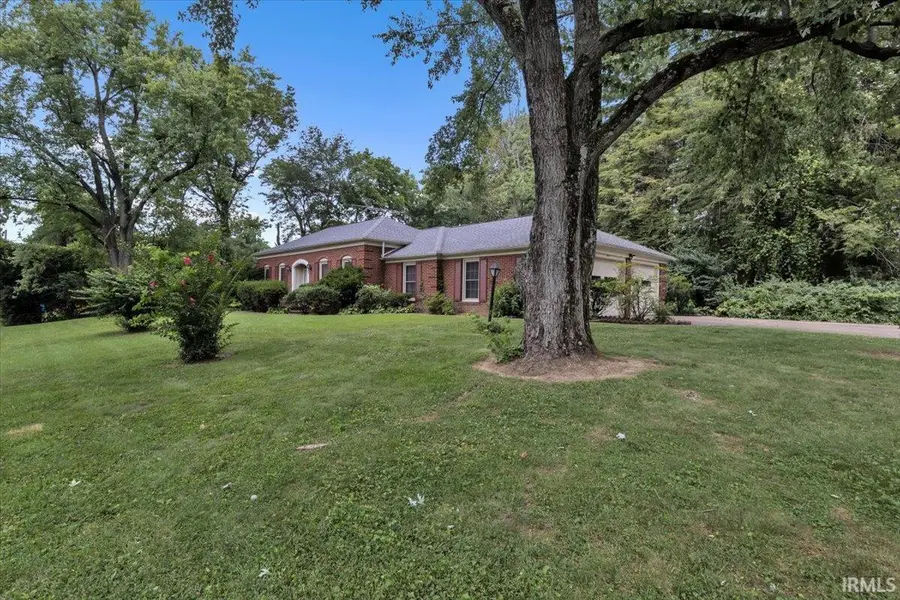 1600 Hawthorne Drive, Mount Vernon, IN 47620 - #2