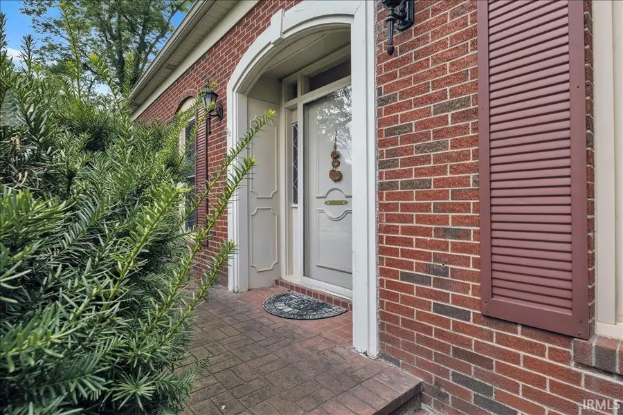 1600 Hawthorne Drive, Mount Vernon, IN 47620 - #3