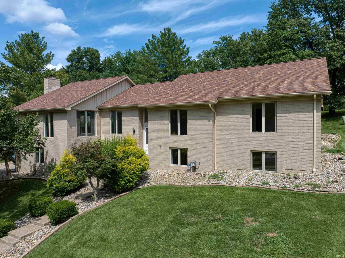 6755 Old Stonehouse Drive, Newburgh, IN 47630 - #1