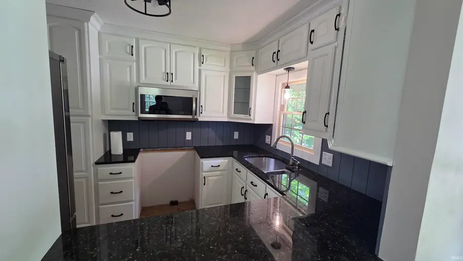 522 Dogwood Hill, Loogootee, IN 47553 - #2