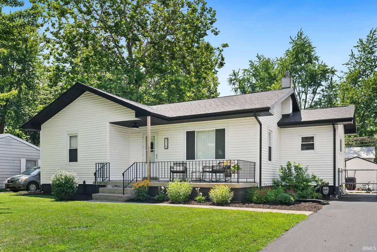 215 E Maple Grove Street, Syracuse, IN 46567 - #1