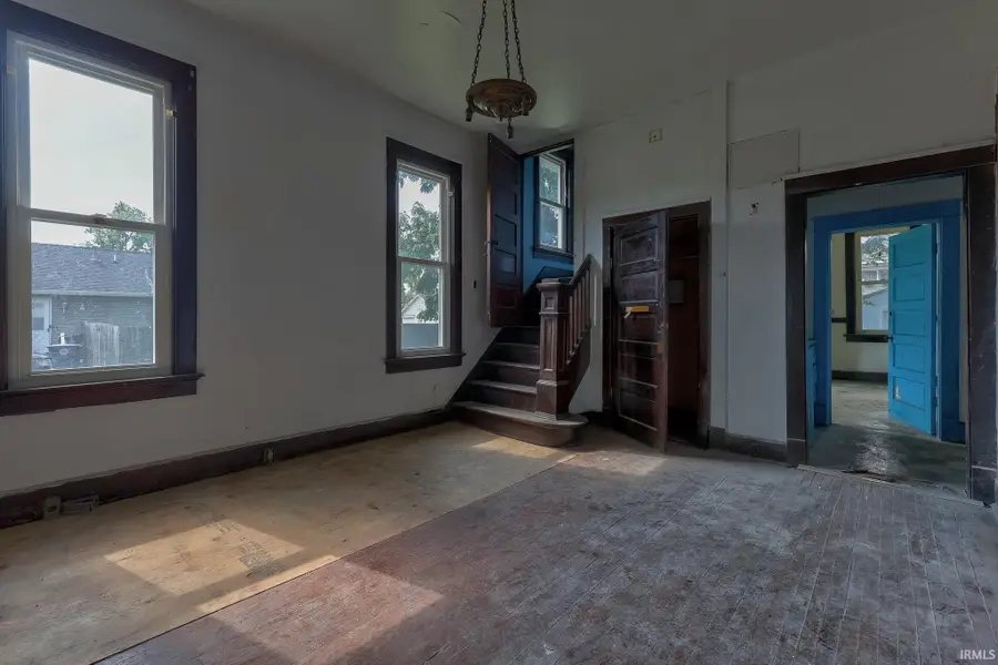 612 E Blackford Avenue, Evansville, IN 47713 - #2