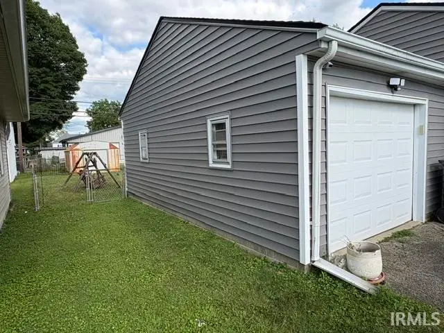 1609 N Canal Street, Alexandria, IN 46001 - #2